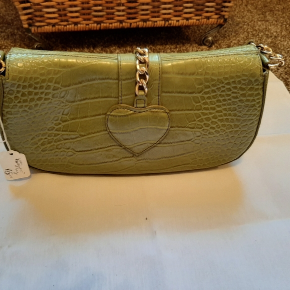 Handbag - Picture 2 of 3
